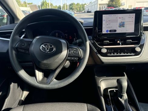Used 2026 Toyota Corolla LE FWD image 17