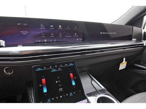 New 2026 Cadillac Escalade ESV Sport AWD/4WD image 17