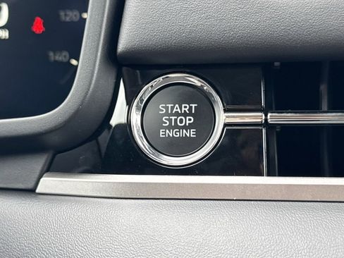 New 2026 Mitsubishi Outlander SEL AWD/4WD image 16