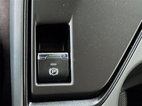 New 2026 Subaru Crosstrek 2.0i Premium image 19