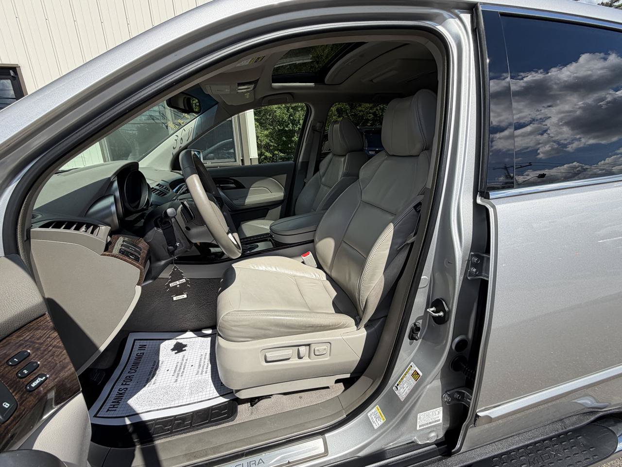Used 2012 Acura MDX w/ Tech & Entertainment Pkg AWD/4WD image 14