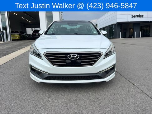 Used 2016 Hyundai Sonata Limited w/ Option Group 04 FWD image 2