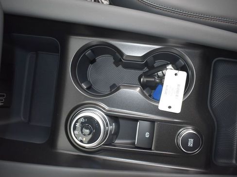 New 2026 Ford Explorer Active w/ Active Comfort Package AWD/4WD image 4