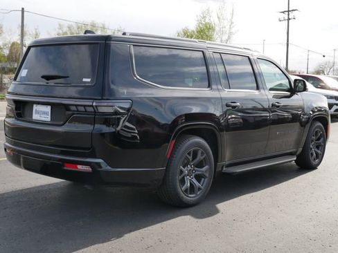 New 2026 Jeep Grand Wagoneer L Limited w/ Convenience Group I AWD/4WD image 7