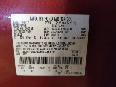 Used 2017 Lincoln MKX Reserve w/ Lincoln MKX Climate Package image 33