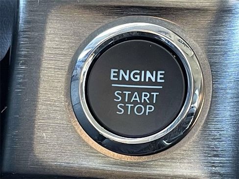 Certified 2024 Ford F250 Lariat w/ Lariat Ultimate Package image 23