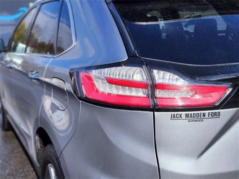 Certified 2023 Ford Edge SEL w/ Convenience Package image 9