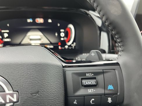 New 2026 Nissan Pathfinder SL w/ SL Premium Package image 27