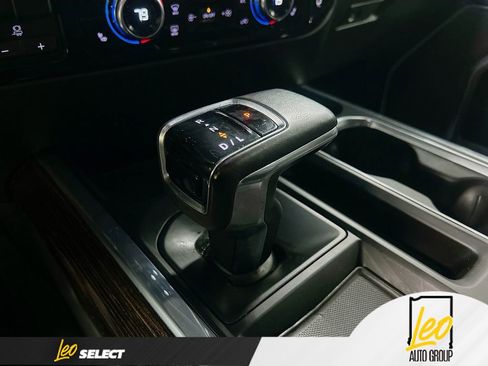 Used 2022 GMC Sierra 1500 Elevation w/ LPO, Elevation Black Package image 17