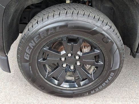 Used 2020 Chevrolet Colorado LT w/ LT Convenience Package AWD/4WD image 28