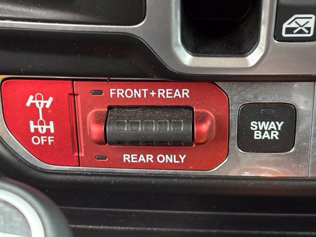 Used 2018 Jeep Wrangler Unlimited Rubicon w/ Dual Top Group AWD/4WD image 20