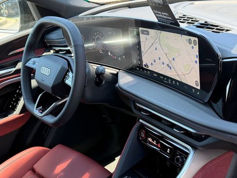 New 2026 Audi SQ5 Premium Plus AWD/4WD image 7