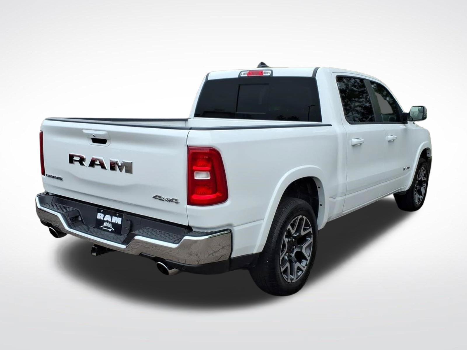 Used 2026 RAM 1500 Laramie AWD/4WD image 5