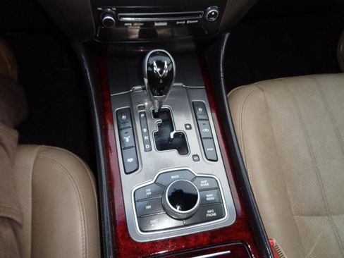 Used 2013 Hyundai Equus Ultimate image 25