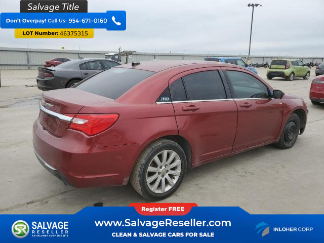 Used 2013 Chrysler 200 Touring FWD image 4