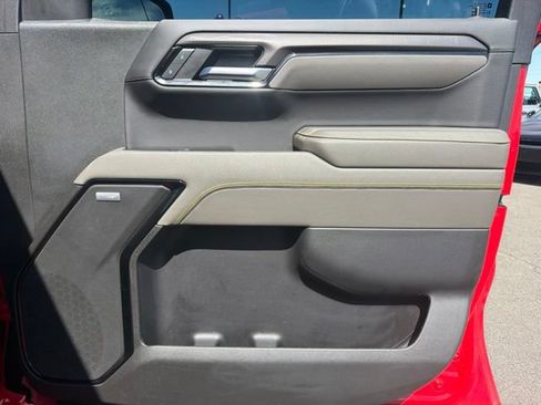 Used 2023 Chevrolet Silverado 1500 ZR2 AWD/4WD image 9