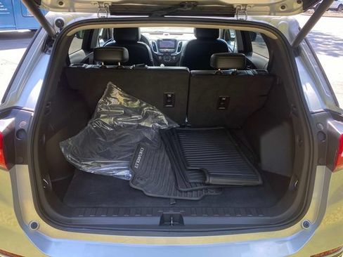 Used 2018 Chevrolet Equinox Premier FWD image 31