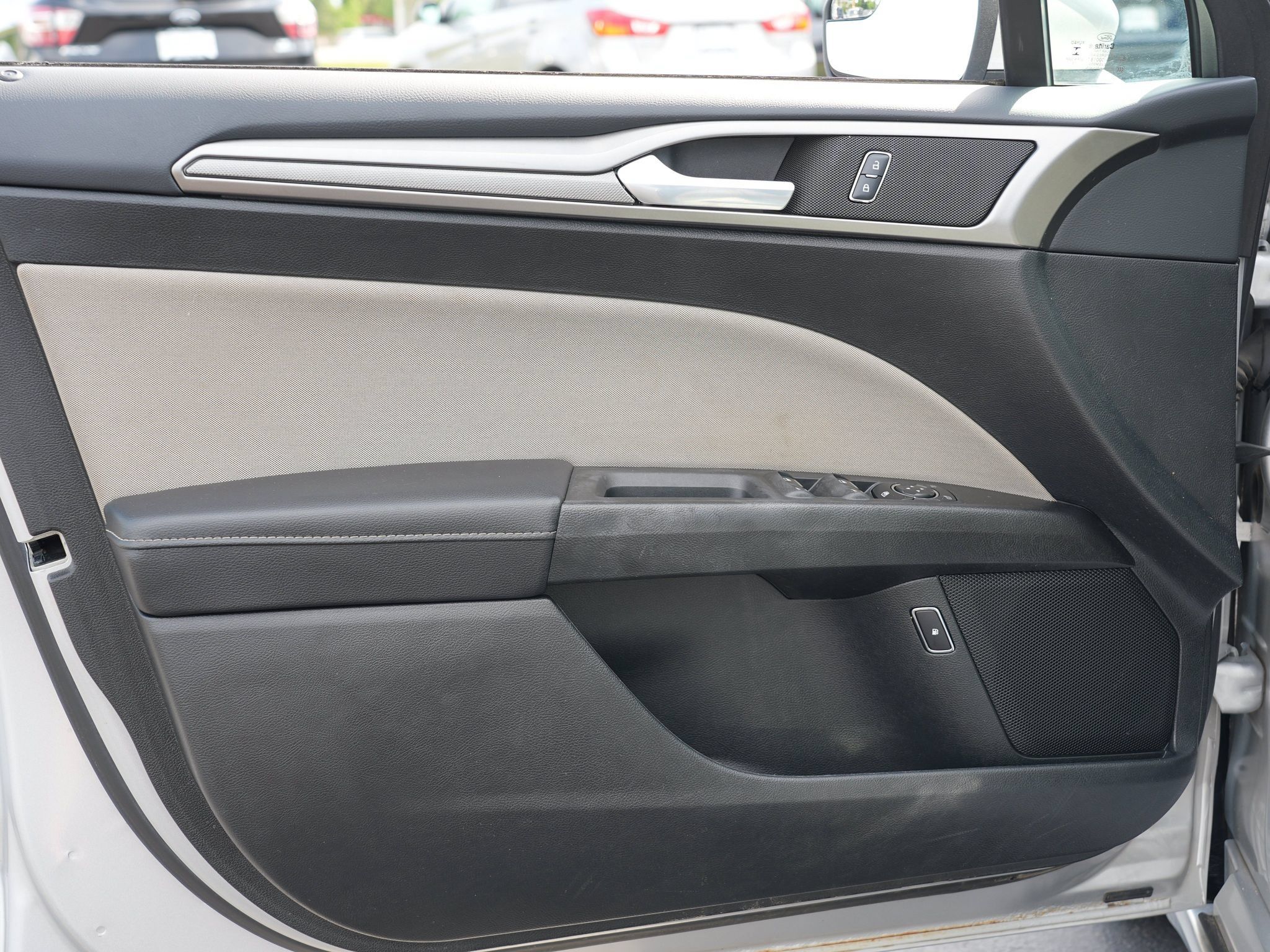Used 2017 Ford Fusion S FWD image 15