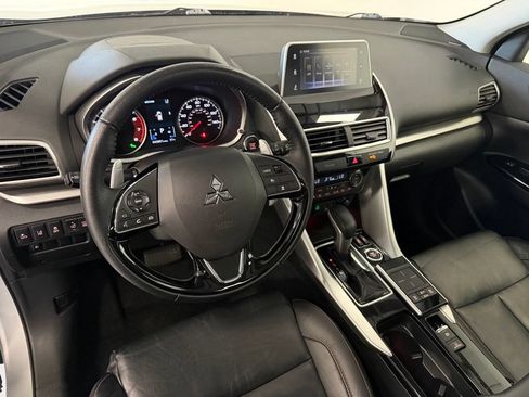 Used 2018 Mitsubishi Eclipse Cross SEL AWD/4WD image 11