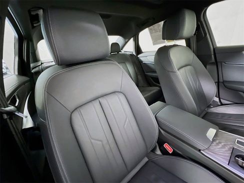 Used 2024 Audi A6 2.0T Premium w/ Convenience Package image 28