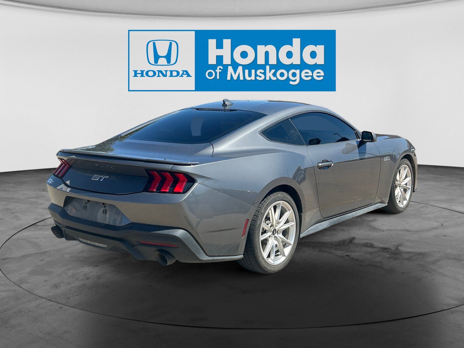 Used 2025 Ford Mustang GT Premium RWD image 5