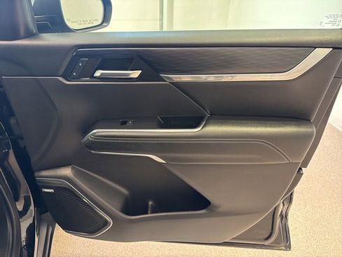 Certified 2024 GMC Acadia Elevation image 17