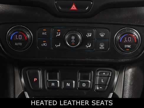 Used 2020 GMC Terrain SLT image 19