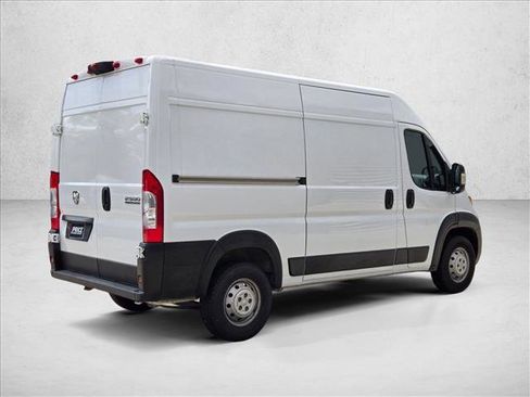 Used 2024 RAM ProMaster 2500 w/ Convenience Group FWD image 5