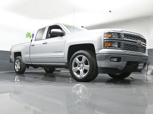 Used 2015 Chevrolet Silverado 1500 LT w/ LT Convenience Package image 24