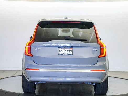 Certified 2025 Volvo XC90 T8 Ultra AWD/4WD image 3