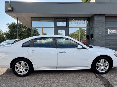 Used 2012 Chevrolet Impala LT w/ LT Sunroof Package FWD image 2