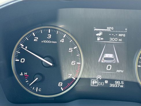 Used 2025 Subaru Crosstrek 2.5i Sport w/ Crosstrek Mirror Package image 17