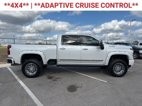 Used 2024 Chevrolet Silverado 2500 High Country w/ Technology Package image 10