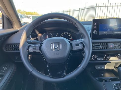 Certified 2026 Honda HR-V Sport image 16