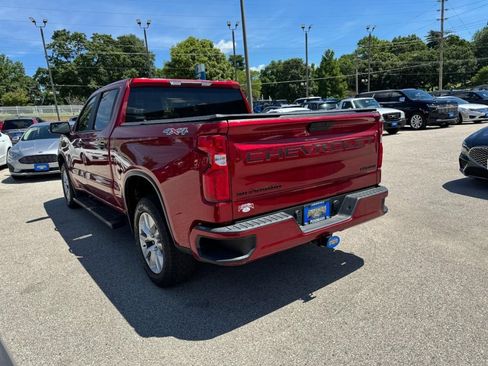 Used 2021 Chevrolet Silverado 1500 Custom w/ LPO, Dark Essentials Package AWD/4WD image 5