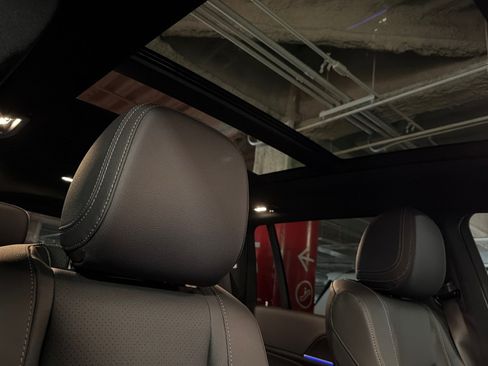 New 2026 Mercedes-Benz GLS 450 4MATIC image 17
