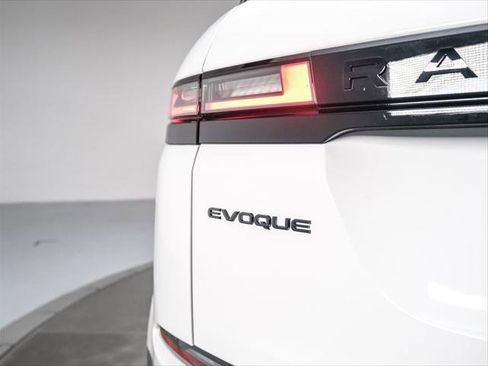 New 2026 Land Rover Range Rover Evoque S image 32