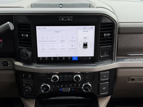 New 2026 Ford F350 Platinum w/ Platinum Plus Package AWD/4WD image 17