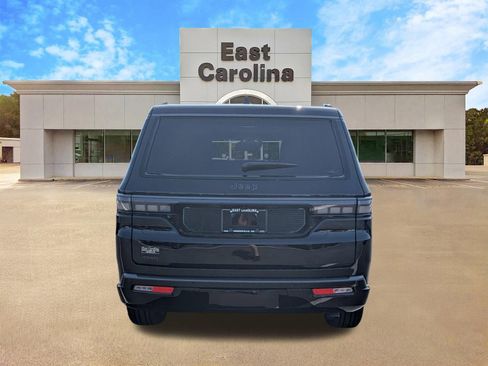 New 2026 Jeep Grand Wagoneer L Limited w/ Premium Group II AWD/4WD image 4