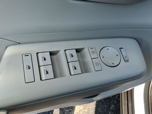 Used 2024 Hyundai Kona SEL AWD/4WD image 6