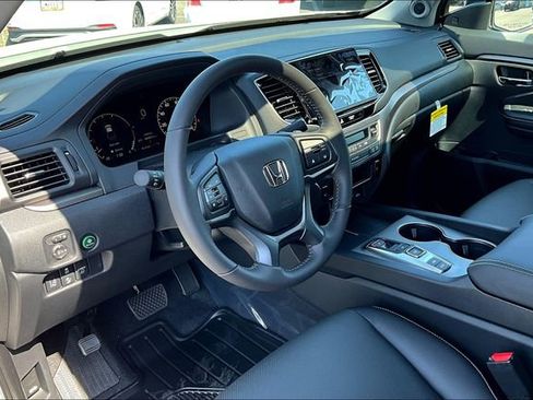 New 2025 Honda Ridgeline RTL image 8