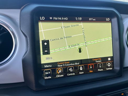 Used 2021 Jeep Wrangler Unlimited Rubicon w/ Trailer Tow Package image 27