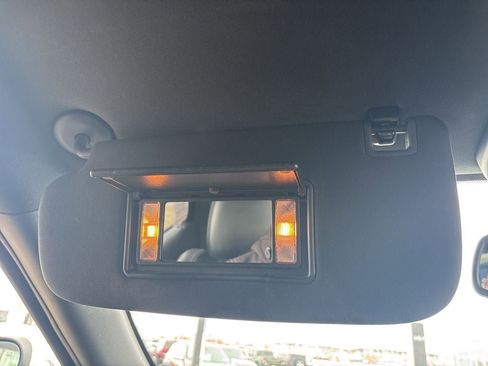 Used 2015 Jeep Grand Cherokee Limited image 15