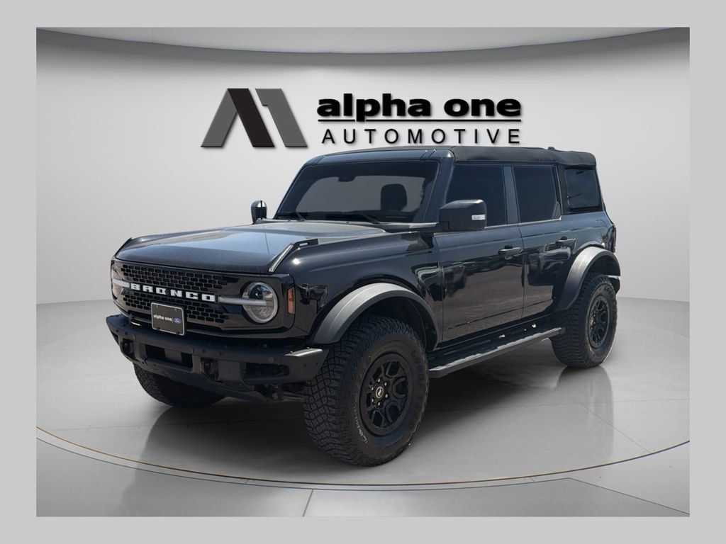 Used 2024 Ford Bronco Wildtrak AWD/4WD image 1