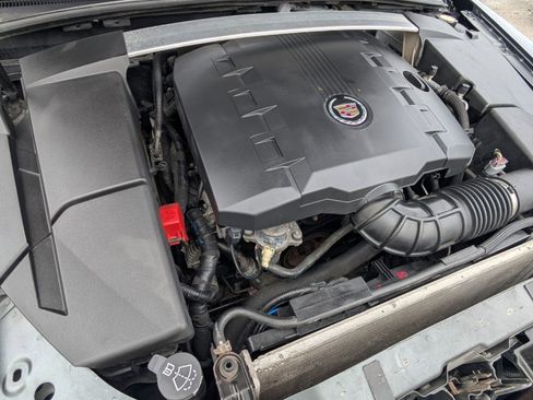 Used 2011 Cadillac CTS Luxury RWD image 23