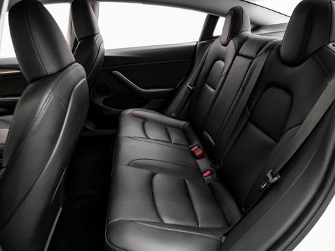 Used 2023 Tesla Model 3 Standard Range RWD image 38