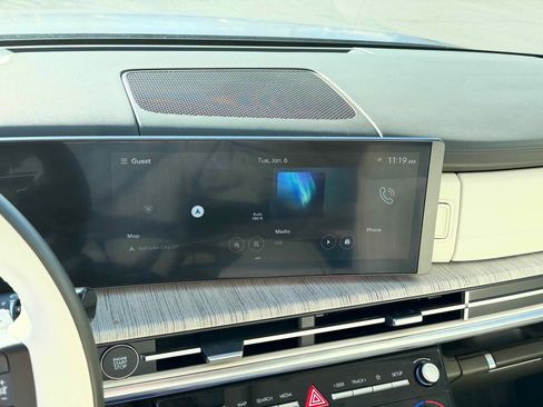 Used 2024 Hyundai Santa Fe Calligraphy image 20