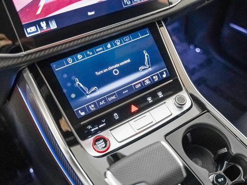 New 2026 Audi SQ8 Prestige image 19