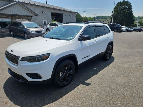 Used 2023 Jeep Cherokee Altitude Lux w/ Lux Elite Package AWD/4WD image 7