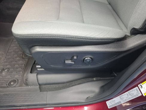 Used 2020 RAM 1500 Big Horn RWD image 18